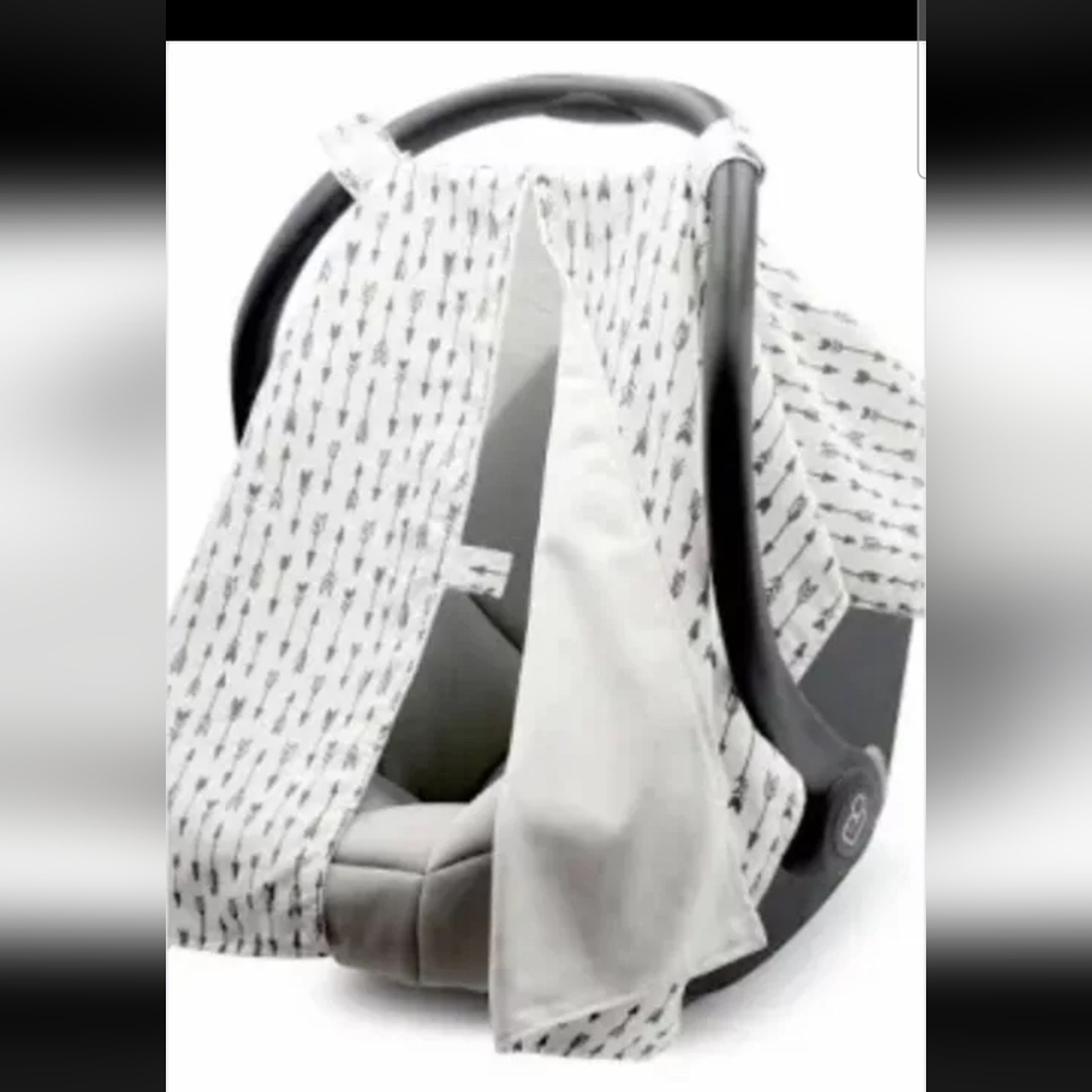 🔥Goldbug Carseat Canopy Black White Arrow Print 28" x 38"‎